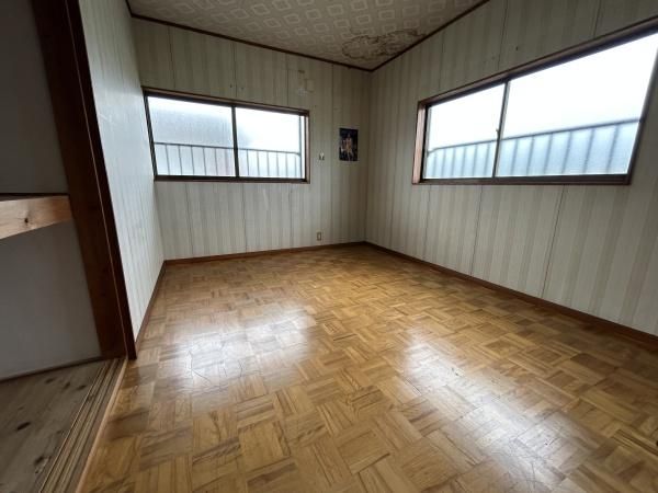 5LDK All-Electric House for Sale in Tenri, Nara - 113m² - Thumbnail 3