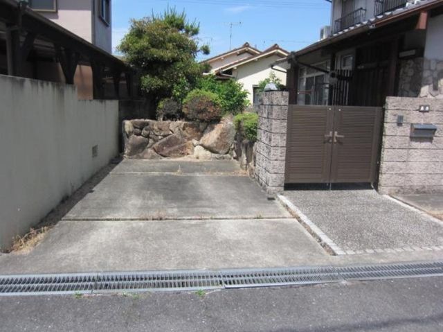7DK Traditional House in Higashi-ku, Okayama City - 133.45m² - Thumbnail 4