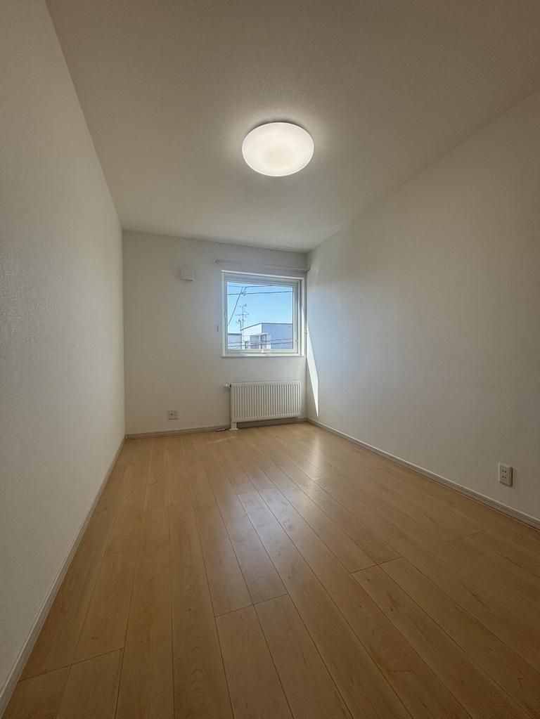 Modern 3LDK House for Sale in Higashi-ku, Sapporo - Thumbnail 3
