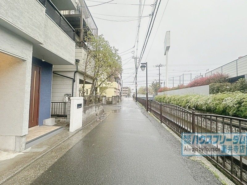 4LDK Detached House for Sale in Yao, Osaka - 1995 Build - Thumbnail 2