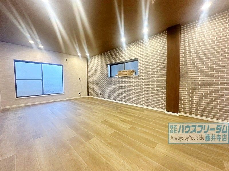 4LDK Detached House for Sale in Yao, Osaka - 1995 Build - Thumbnail 3