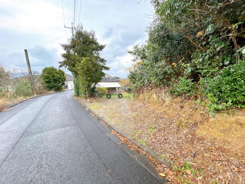 5DK Single-Story House with Large Garden in Akune, Kagoshima - Thumbnail 3