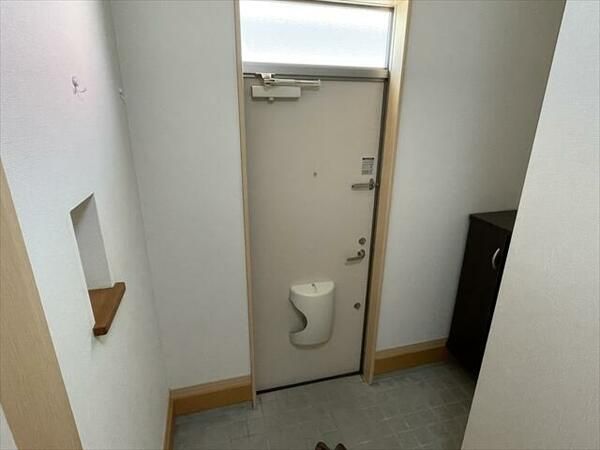 3LDK Rental House in Mimata-cho, Miyazaki - 66.86 sqm - Thumbnail 3