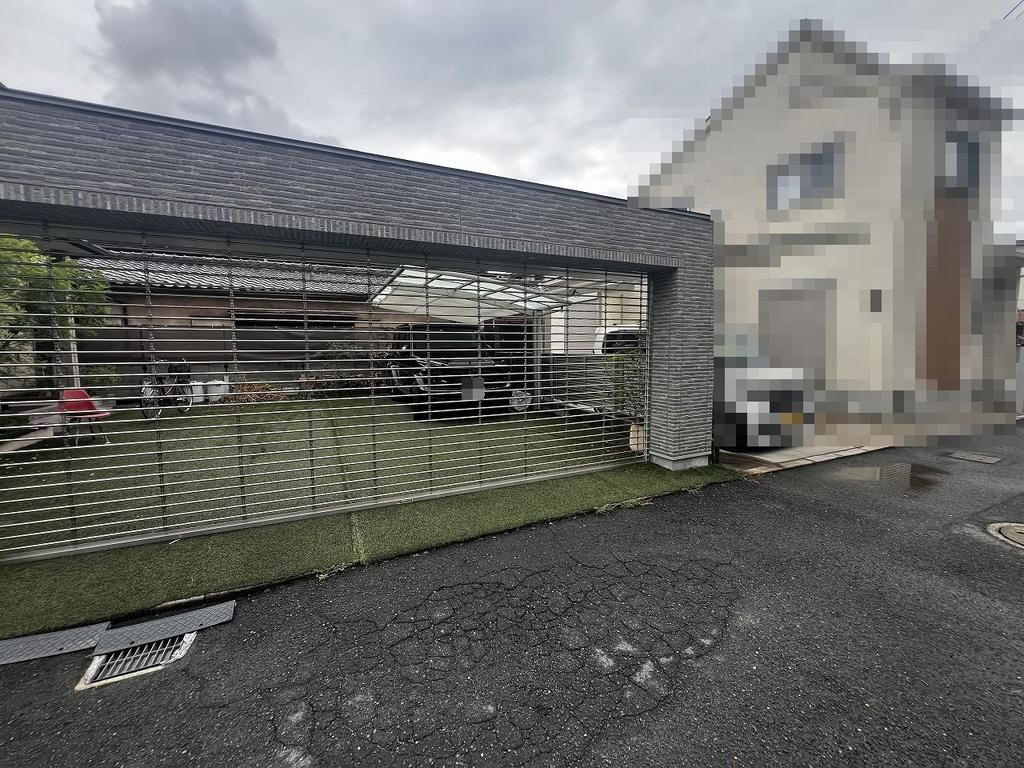 4DK Detached House for Sale in Izumiotsu, Osaka - 4 Car Parking - Thumbnail 2