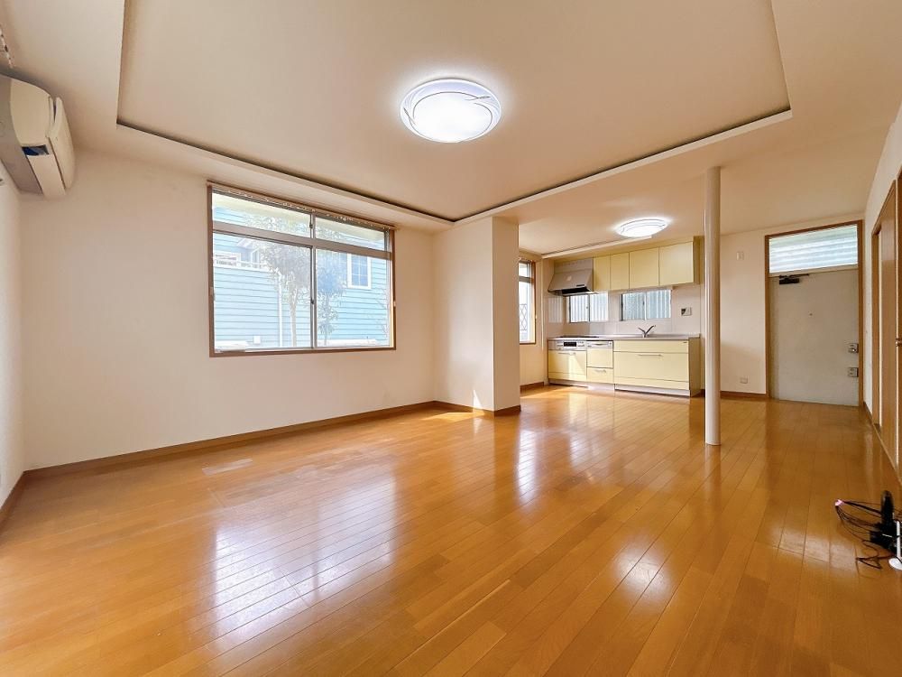 4LDK Detached House for Sale in Himeji, Hyogo - Thumbnail 3