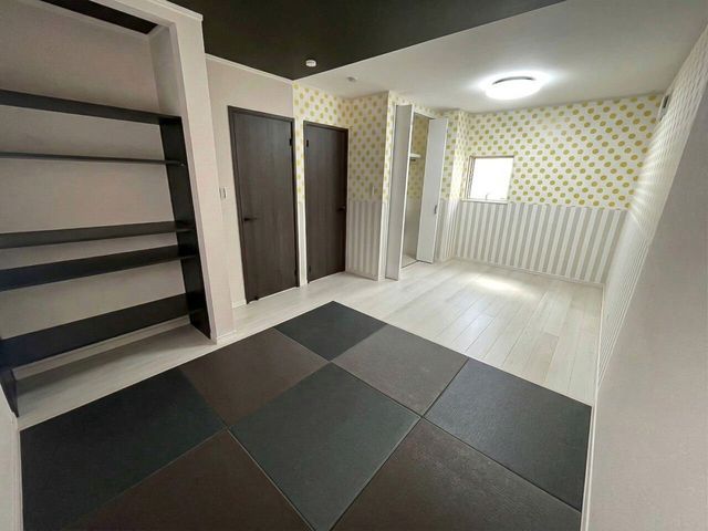 Modern 3LDK House for Sale in Asahi Ward, Osaka - Thumbnail 4
