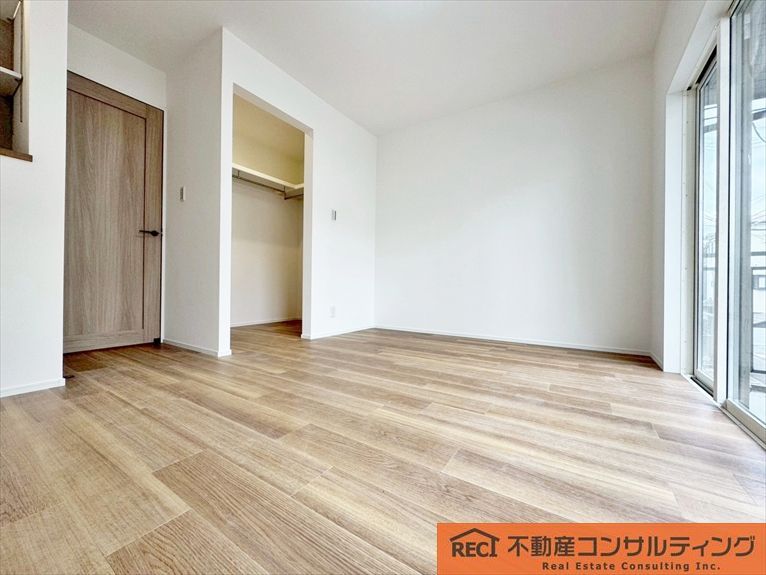 Renovated 2LDK House in Kobe Nagata Ward Near Shin-Nagata Station - Thumbnail 2