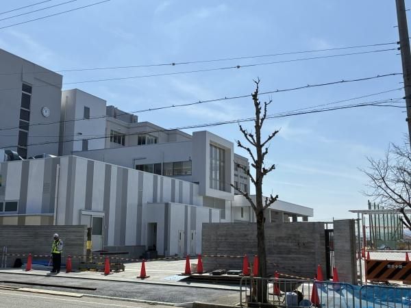 5LDK Detached House for Sale in Toyono, Osaka - Spacious Family Home - Thumbnail 3