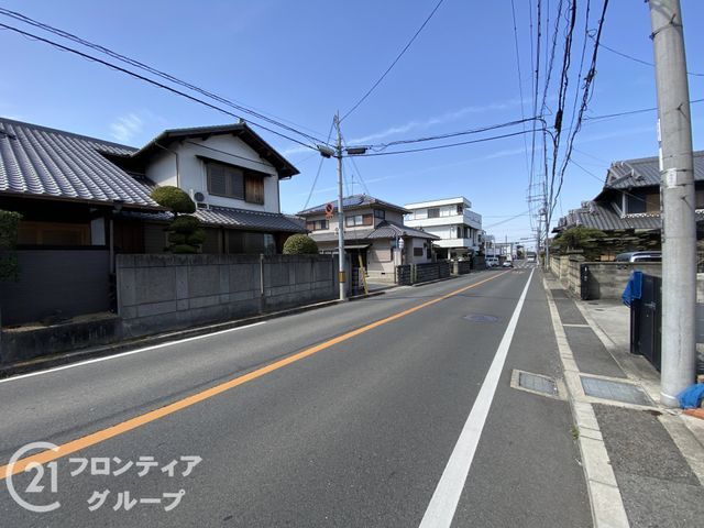 4LDK Solar-Powered House for Sale in Sakai, Osaka - Thumbnail 2