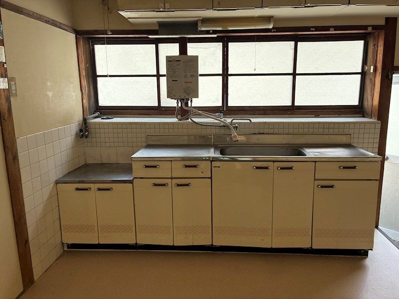 3DK Wooden House for Sale Near Ujiyamada Station in Ise - Thumbnail 4