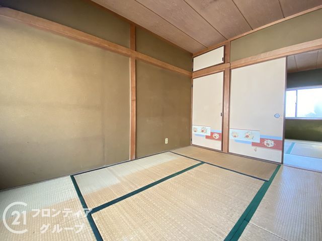 Renovated 3DK House for Sale in Kobe Tarumi Ward - Thumbnail 3