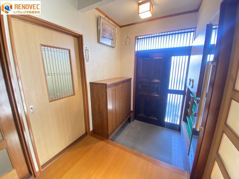 6DK Detached House for Sale in Sakai, Osaka - Spacious Family Home - Thumbnail 4