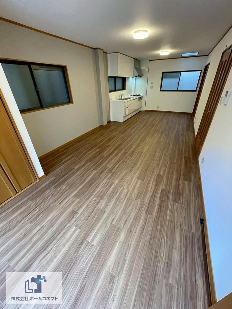 Renovated 3LDK Steel House in Moriguchi, Osaka | Move-in Ready - Thumbnail 4