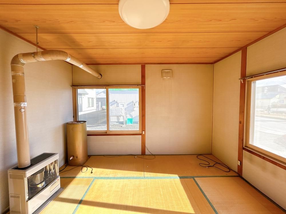 Renovated 3LDK House in Kitami, Hokkaido - 102 sqm - Thumbnail 2