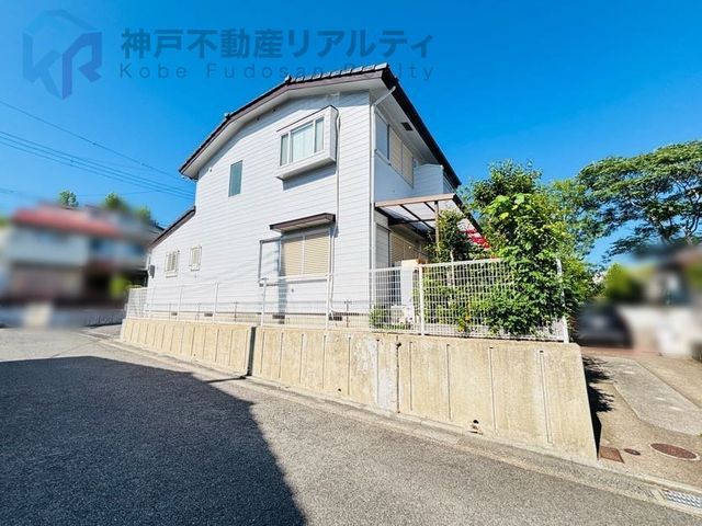 Renovated 4LDK Terrace House in Kobe Suma Ward - Thumbnail 2
