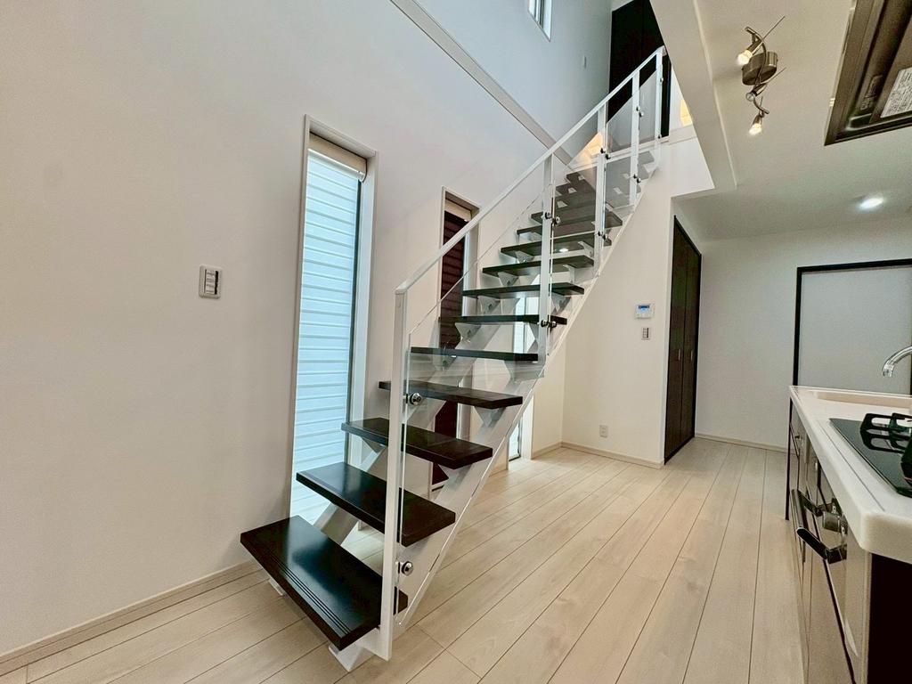 Renovated 4LDK House with 5 Parking Spaces in Kishiwada, Osaka - Thumbnail 3