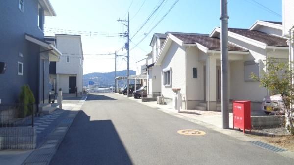 3LDK All-Electric House for Sale in Iwade, Wakayama - Thumbnail 2