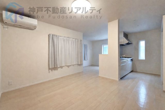 2019-Built 4LDK Detached House in Kobe Tarumi Ward - Thumbnail 3