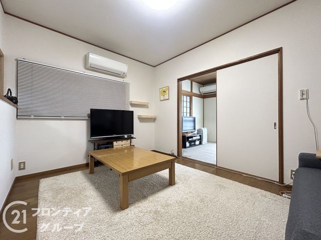 4LDK Wooden House for Sale in Nara City Near Heijo Station - Thumbnail 2