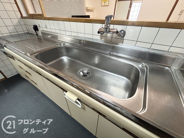 4LDK Wooden House for Sale in Nara City Near Heijo Station - Thumbnail 4