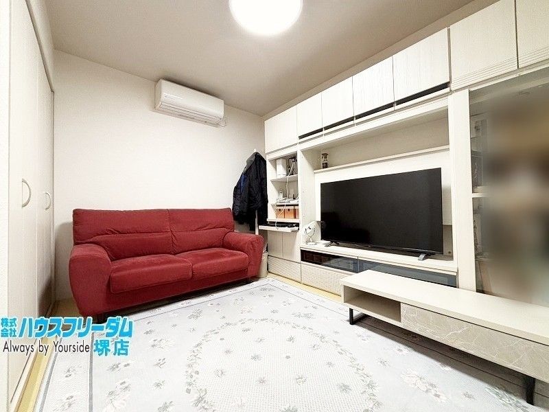 Renovated 4LDK Detached House for Sale near Shishibashi Station, Sakai - Thumbnail 2