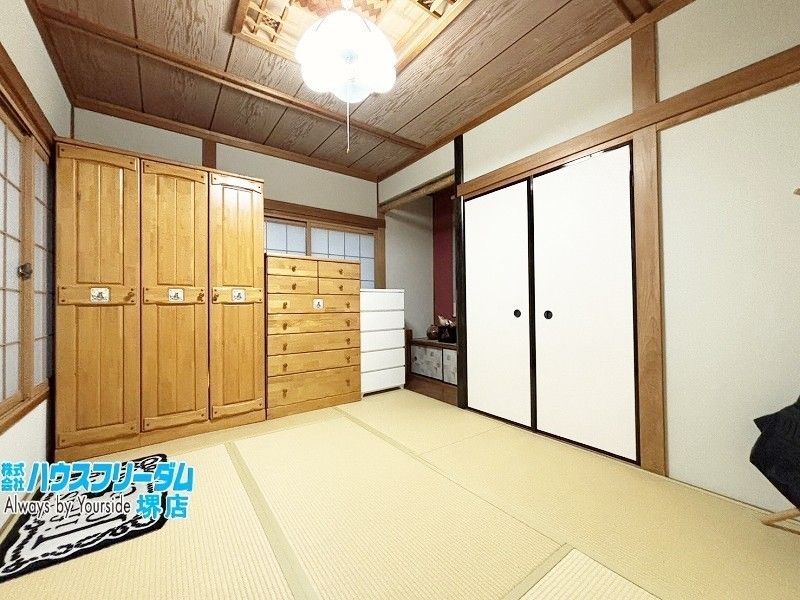 Renovated 4LDK Detached House for Sale near Shishibashi Station, Sakai - Thumbnail 3