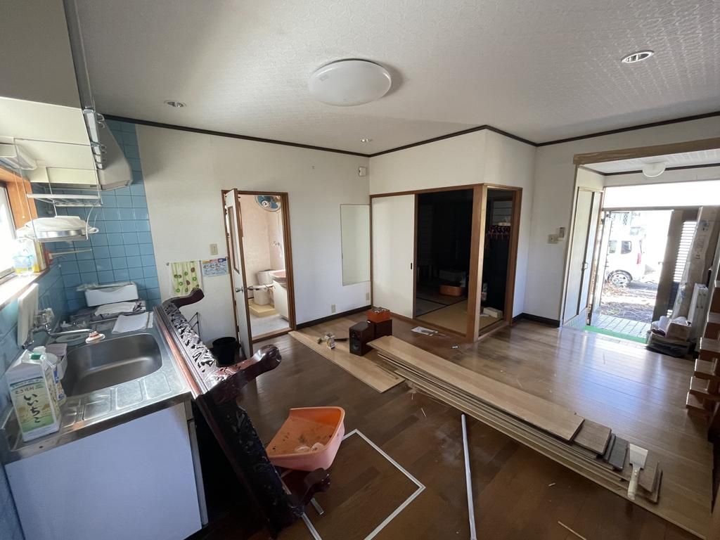 2LDK House for Sale in Inami, Wakayama - 64.58 sqm - Thumbnail 2