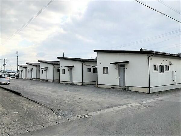 3LDK Detached House for Rent in Mimata-cho, Miyazaki - 70.14m² - Thumbnail 3