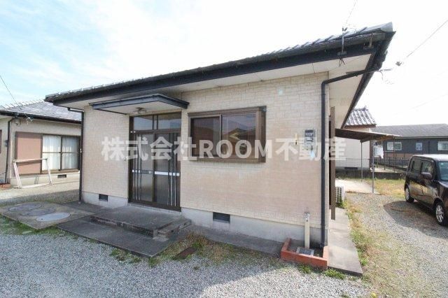 3LDK Detached House for Rent in Mimata-cho, Miyazaki - 70.14m² - Thumbnail 2