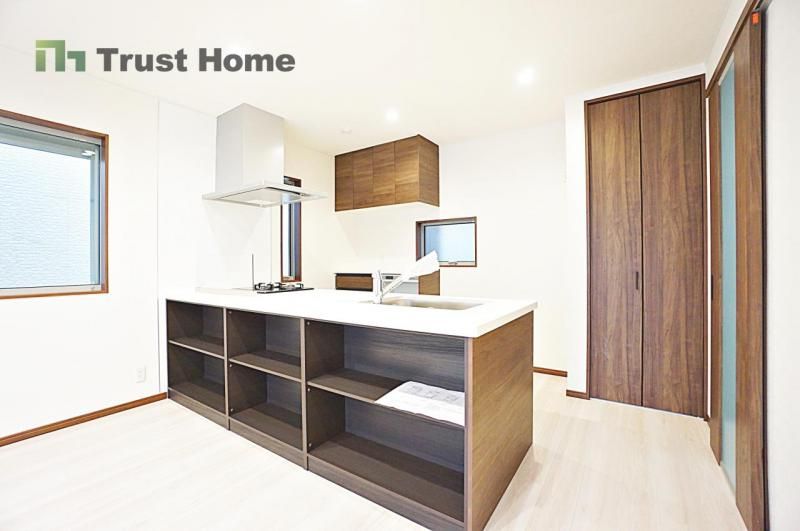 Modern 3LDK Detached House Near Wadamisaki Station, Kobe - Thumbnail 4