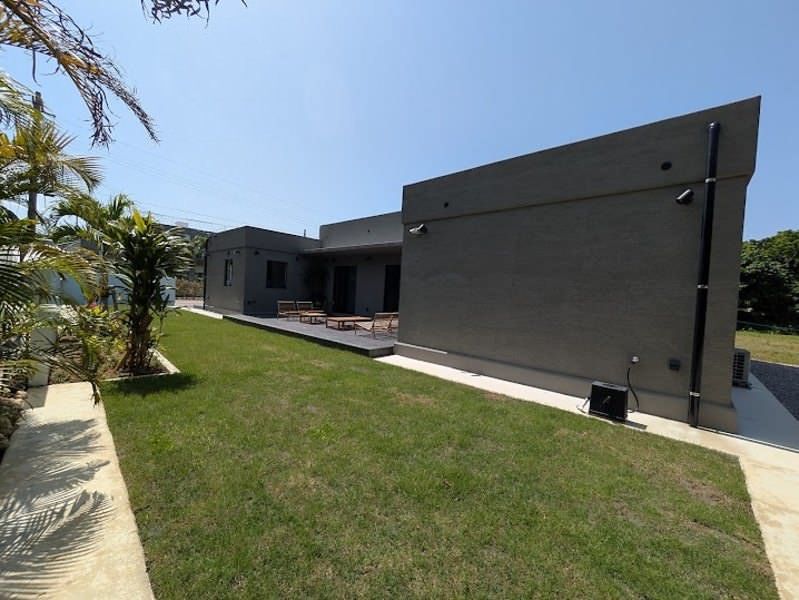 2LDK RC House Near Maezato Beach, Ishigaki City, Okinawa - Thumbnail 4