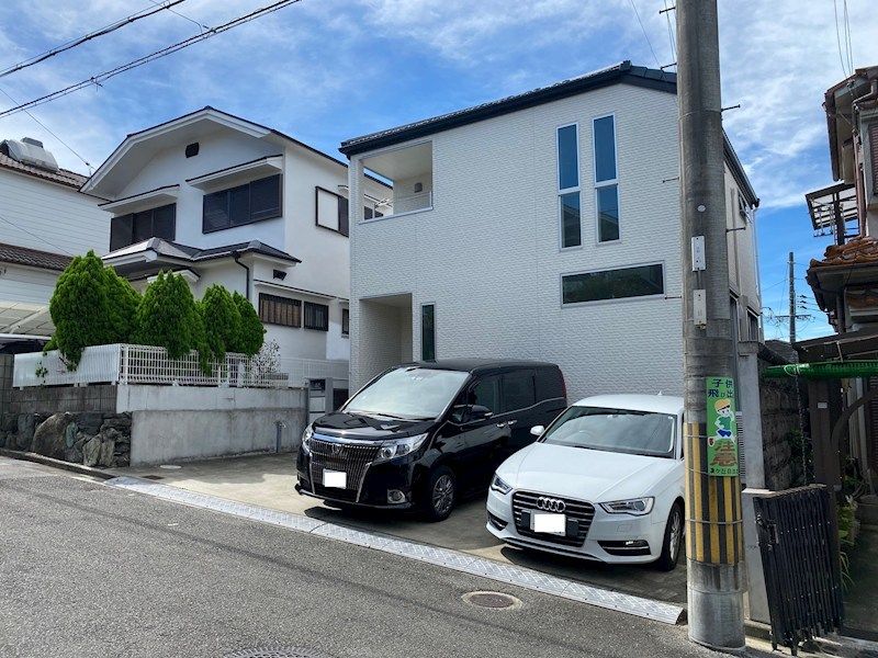 Modern 3LDK House for Sale in Hirakata, Osaka - Thumbnail 2