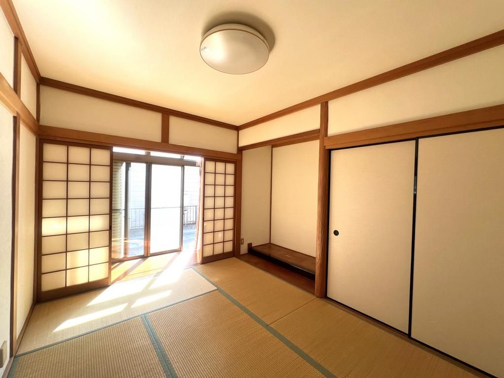 Used House for Sale in Kakogawa City, Hyogo - 4DK, 7.4M Yen - Thumbnail 3