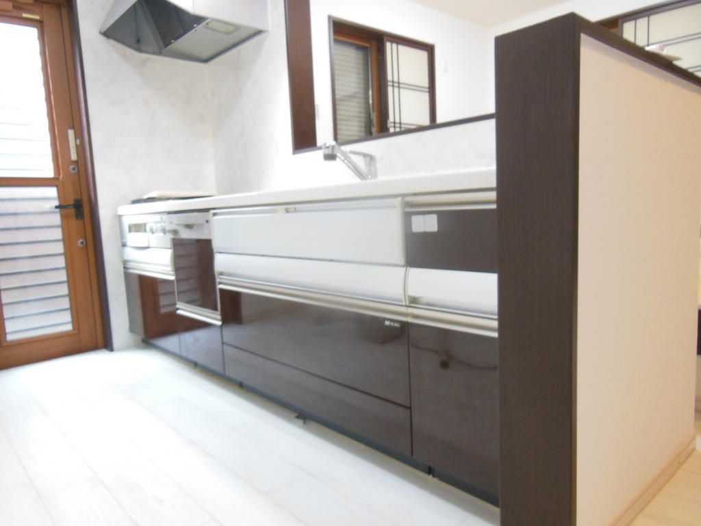 Detached House with Garage in Kishiwada, Osaka - Thumbnail 4