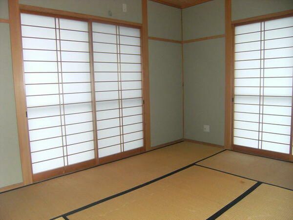 5LDK Detached House for Rent in Kusu Town, Oita - Thumbnail 4