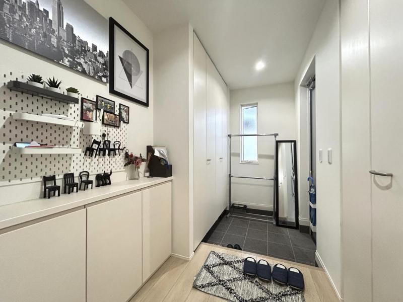 Toyota Home 4LDK House Near JR Kizu Station, Kizugawa - Image 1