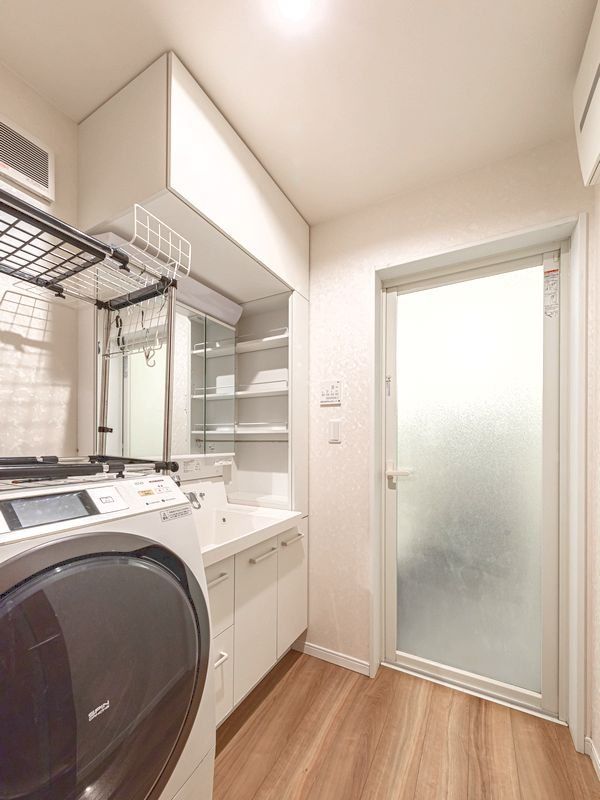 Modern 4LDK House with Rooftop Balcony near Imagawa Station, Osaka - Thumbnail 4