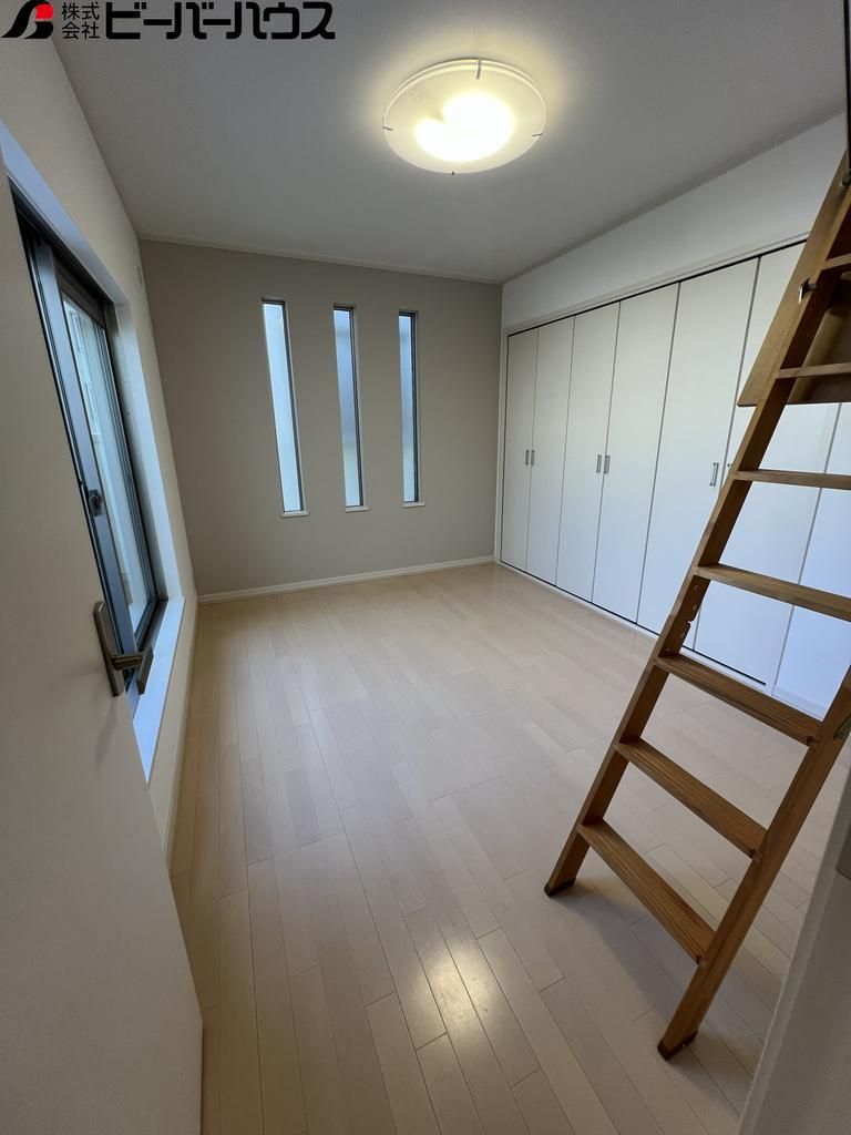Renovated 3LDK House in Yao City, Osaka - Thumbnail 3