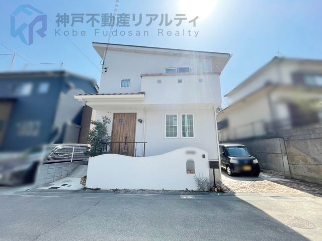2019 All-Electric House with Solar Panels in Kobe Nishi Ward - Thumbnail 4