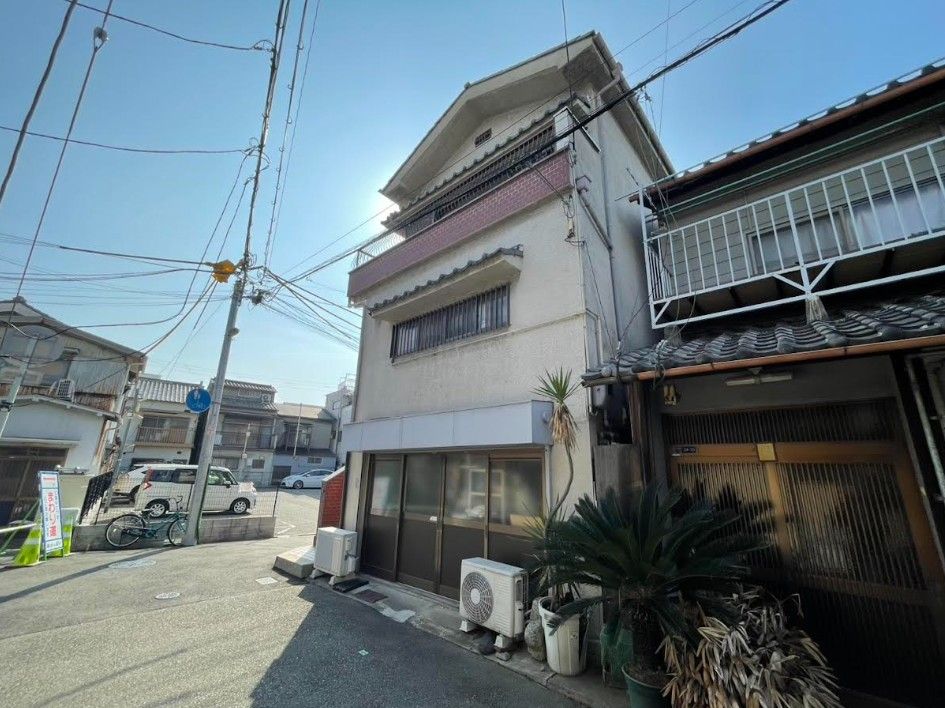 4SLDK Detached House with Office & Garage in Osaka Nishi Ward - Thumbnail 2