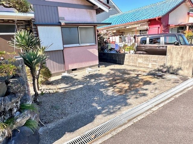 4DK Single-Story House for Sale in Suzuka, Mie Prefecture - Thumbnail 3