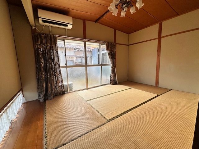 4DK Single-Story House for Sale in Suzuka, Mie Prefecture - Thumbnail 4