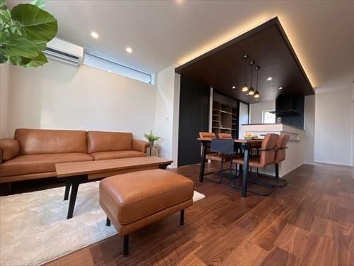 Modern 2LDK House for Sale in Moriguchi, Osaka | 102.86m² - Thumbnail 2