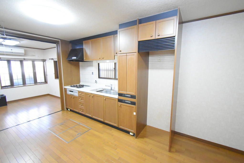 6DK Detached House Near Yato Station, Higashiosaka - Thumbnail 3
