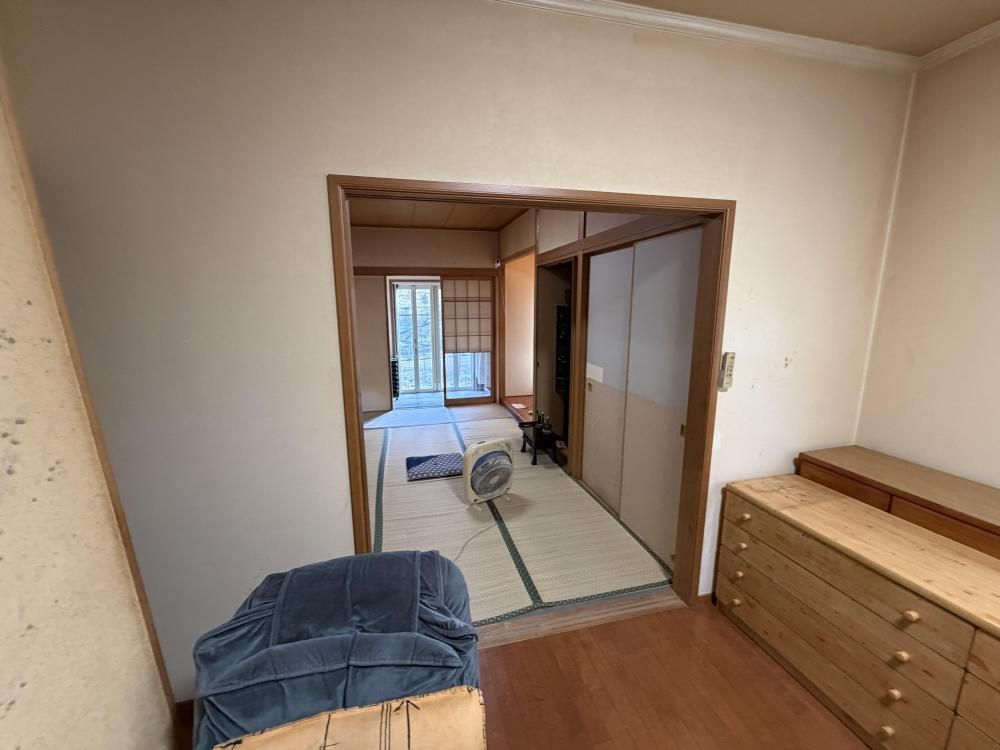 4LDK Detached House for Sale in Kobe's Kita Ward, Hyogo - Thumbnail 4