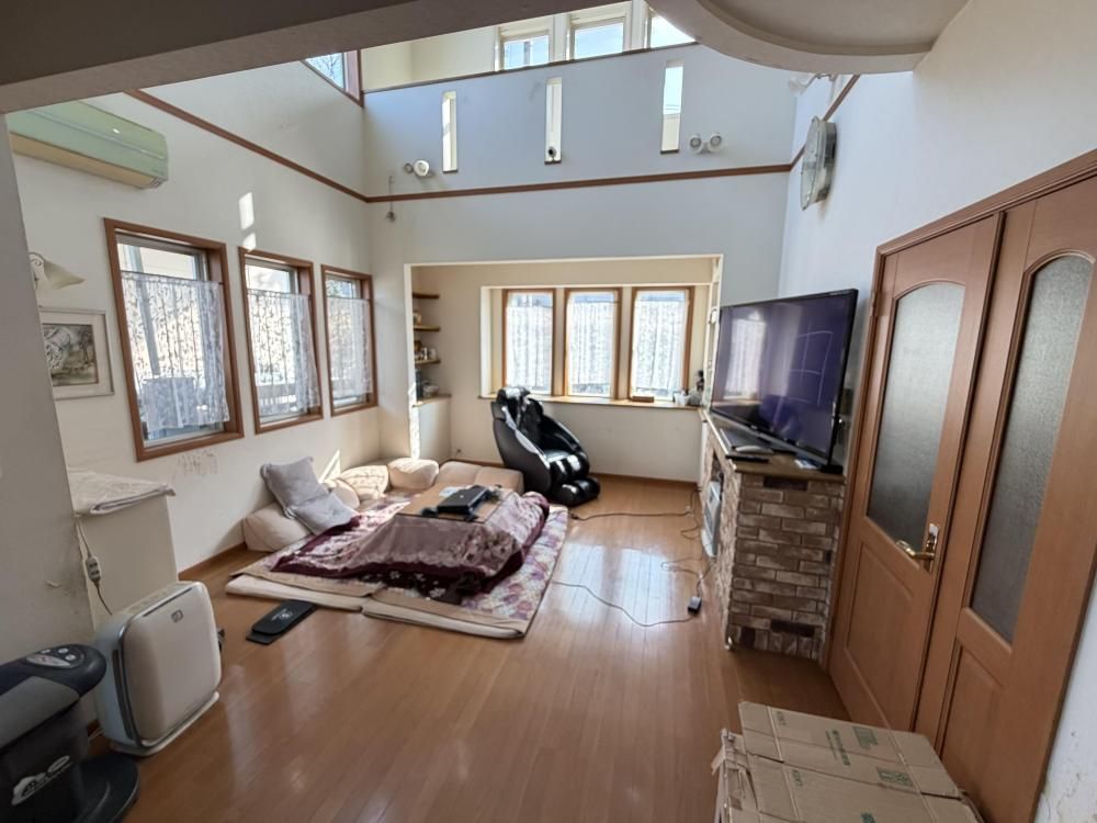 4LDK Detached House for Sale in Kobe's Kita Ward, Hyogo - Thumbnail 3