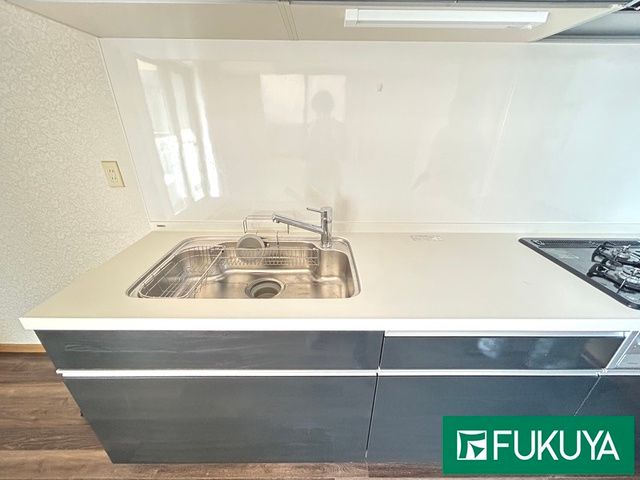 3DK Terrace House for Sale in Kobe Hyogo-ku, Near Kamisawa Station - Thumbnail 2