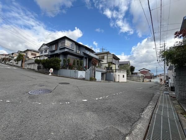 4DK Used House for Sale in Iwade, Wakayama - 82.10 sqm - Thumbnail 2
