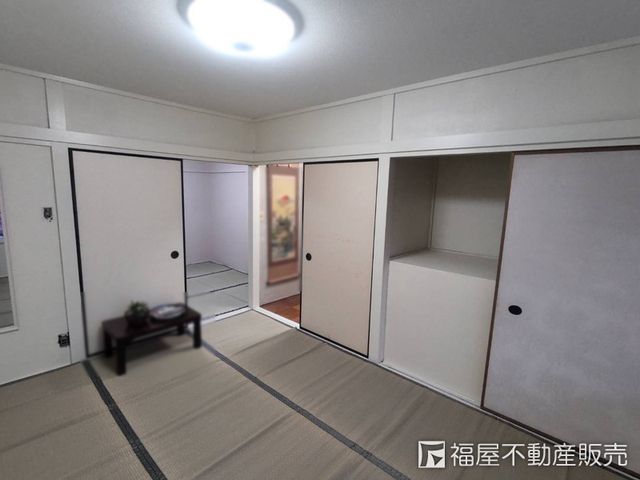 2.99M Yen Terraced House for Sale in Yamashina, Kyoto - Thumbnail 4