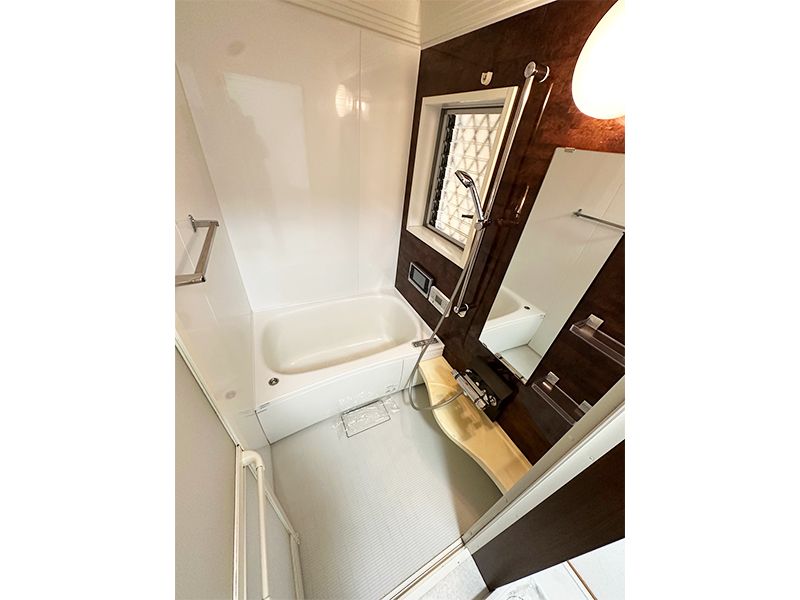 3-Story Wooden House for Sale in Sakai, Osaka - 4DK All-Electric - Thumbnail 3